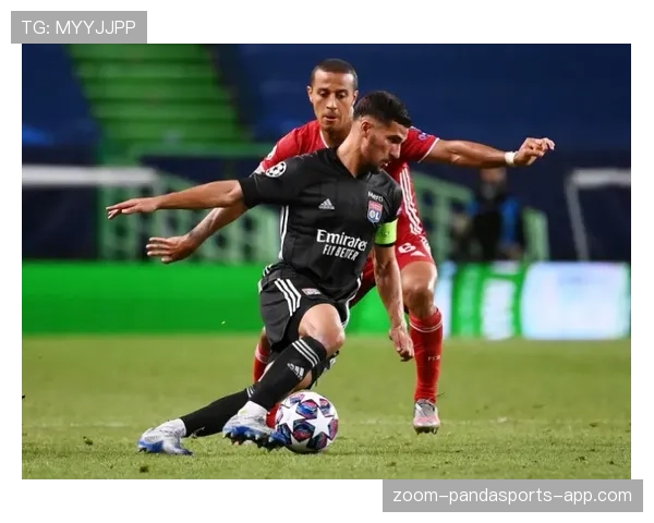 凯恩转型组织核心：前插抢点与直塞如何重塑其进攻角色